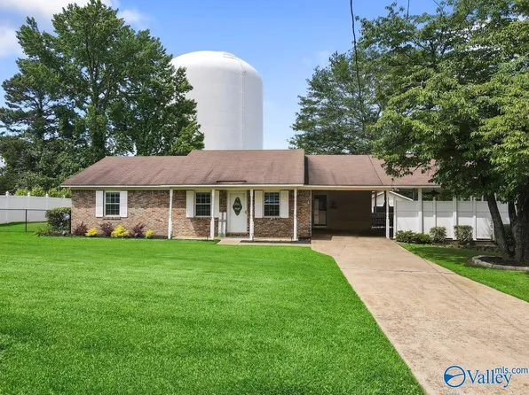 103 Sand St, Albertville, AL 35950