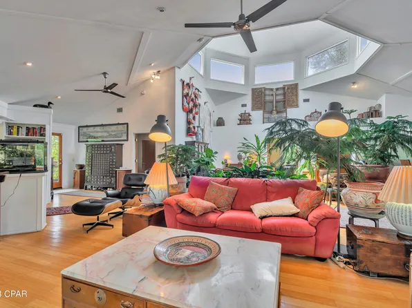9038 Crook Hollow Rd, Panama City, FL 32404