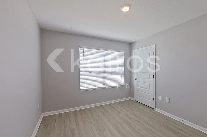 4624 Malay Cir — Photo 9