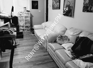 168 Arkell St ROOM 4, Hamilton, ON L8S 1N8