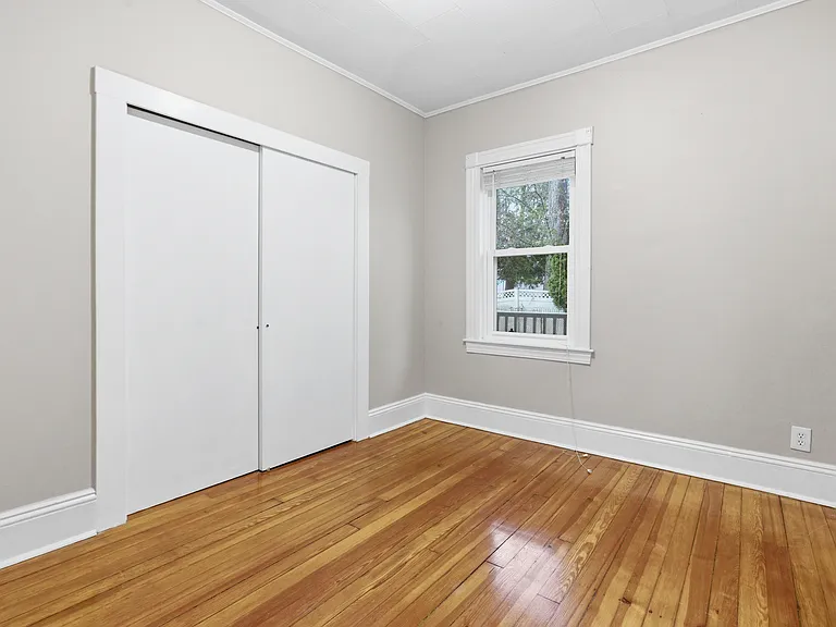 35 Oakland St #1 — Photo 8