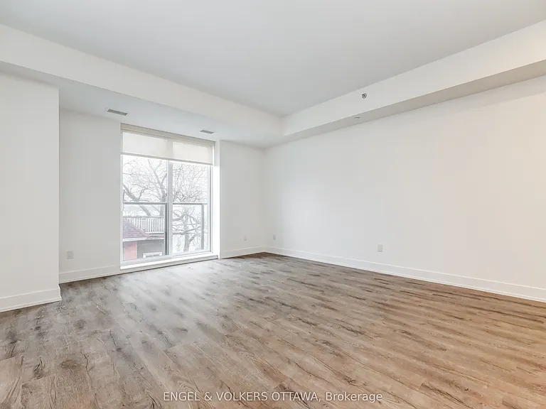 280 Crichton St #302 — Photo 11