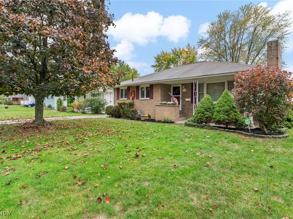 3042 Estelle Ave, Lorain, OH 44052