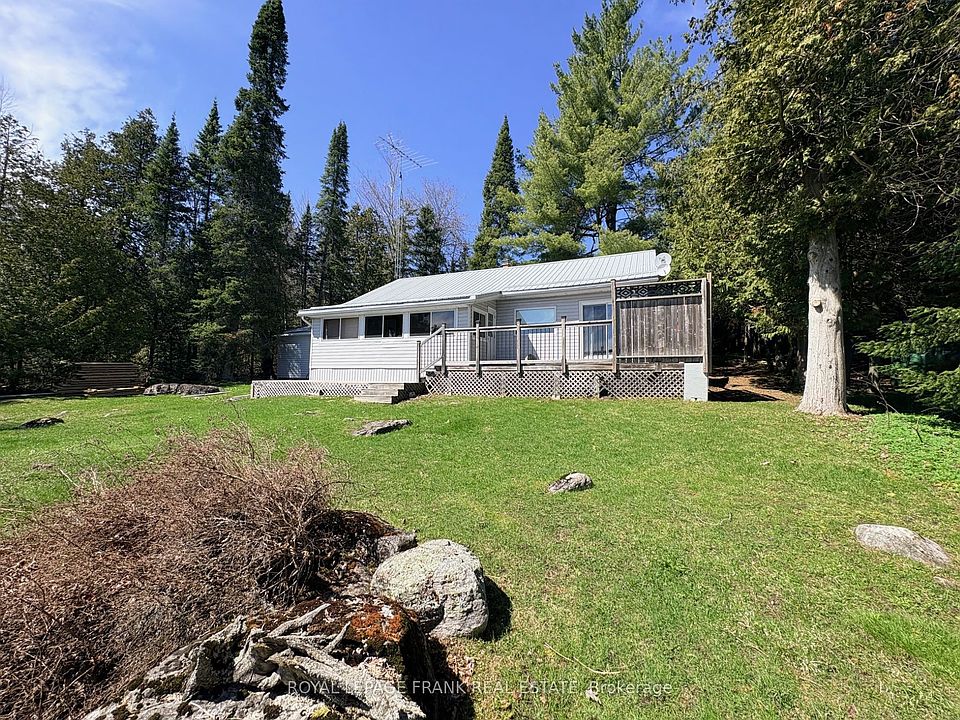 1st image of 2635 Deramore Rd