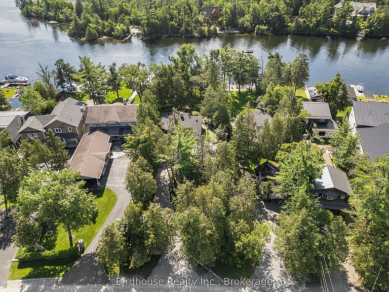 99 Riverside Dr — Photo 13