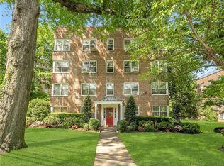 781 Palmer Rd #4C, Bronxville, NY 10708