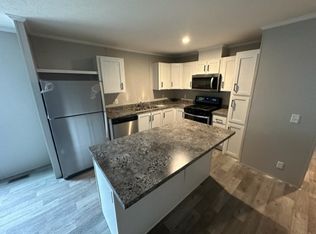 123 Desander Dr, Lansing, MI 48906