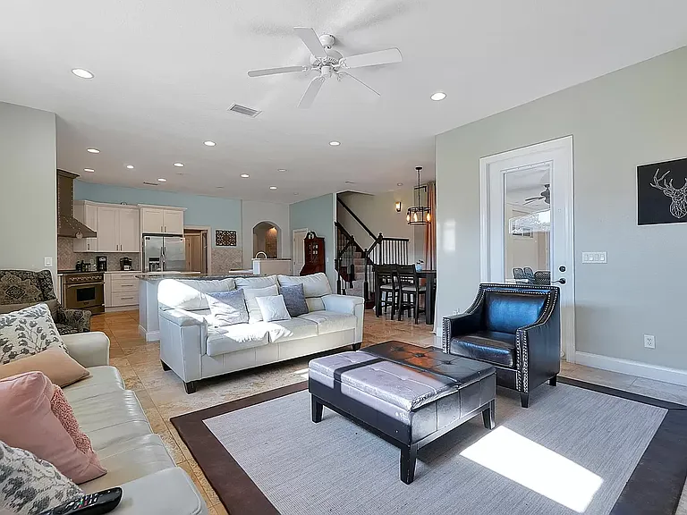 362A Coldwater Canyon Ave — Photo 3