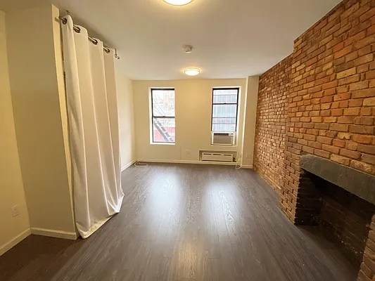 Rented by OvCo Realty | media 20