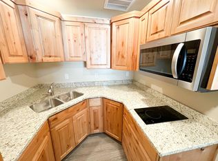 1060 N Louis St, Hildale, UT 84784