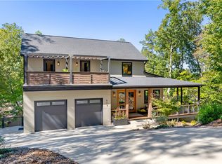 628 N Flagship Dr, Salem, SC 29676