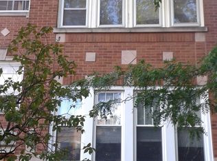 2527 W Gunnison St #3, Chicago, IL 60625