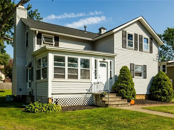 569 Middle St, Amherst, OH 44001