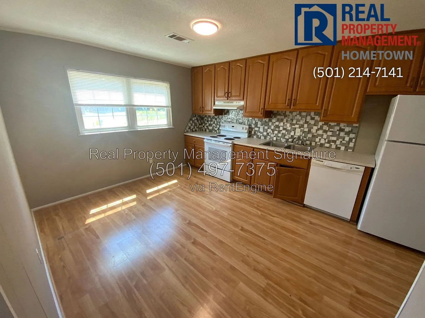 3 bed, 1.5 bath, 1275 sqft, $1,300 — Photo 4