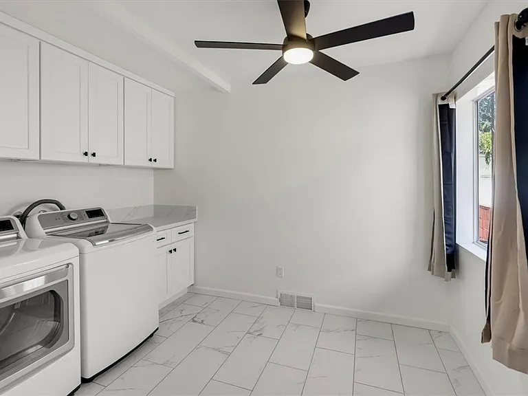 3825 Cimarron St — Photo 27