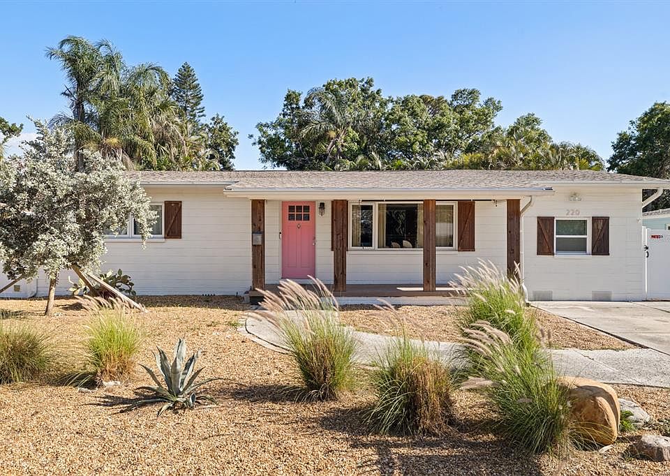 1st image of 220 45TH AVENUE S