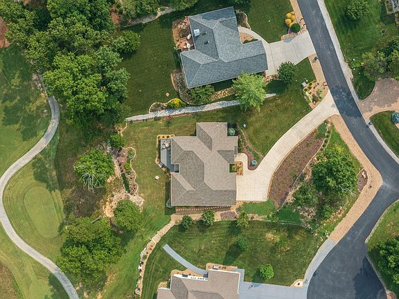3rd image of 109 Kenosha Ln