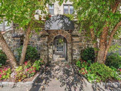 56 Pondfield Road W #A, Bronxville, NY, 10708