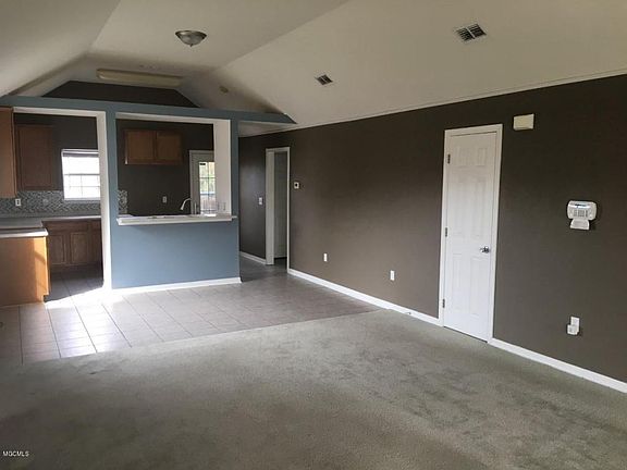 3rd image of 18275 Tarabrooke Dr