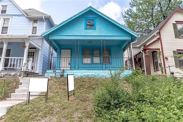 1st image of 2532 S Charlotte St