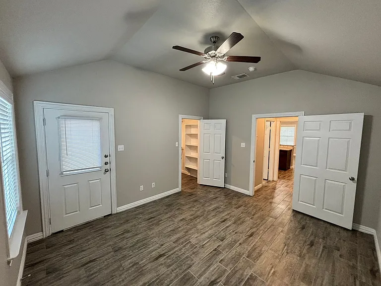 3340 Bordon Dr — Photo 12