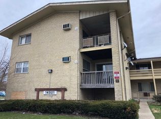 14501 Keystone Ave APT 10, Midlothian, IL 60445