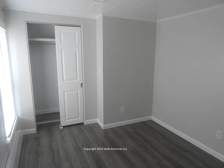 18 Pine St — Photo 12