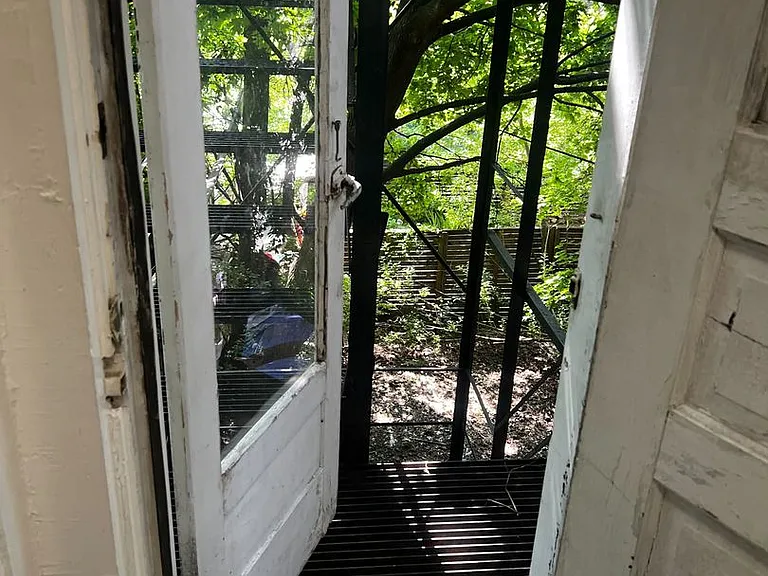 236 Lark St #2R — Photo 7