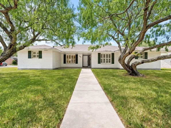 630 Bradshaw Dr, Corpus Christi, TX 78412