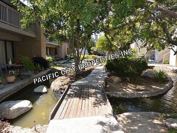 3rd image of 10561 Lakeside Dr S Unit C