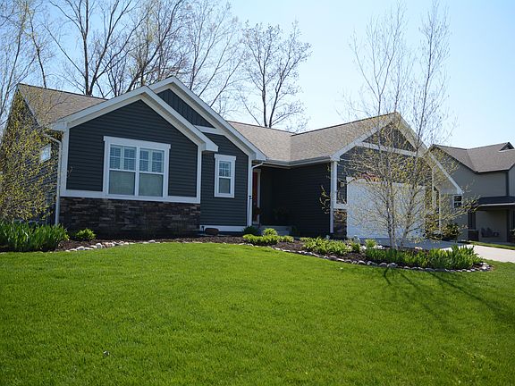 2nd image of 1540 Shenandoah Dr