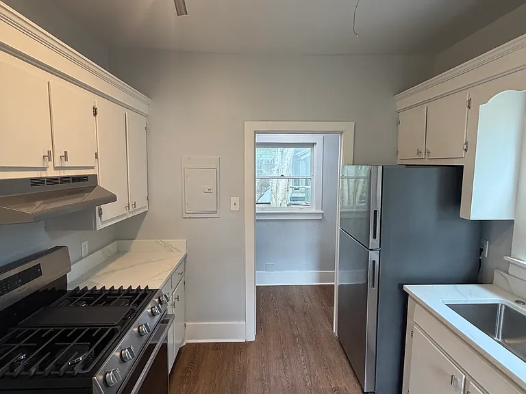 116 Sans Souci St — Photo 9