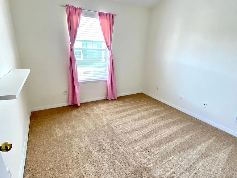 10230 Lake District Ln — Photo 16