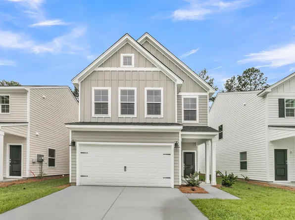 225 Central Creek Dr, Goose Creek, SC 29445