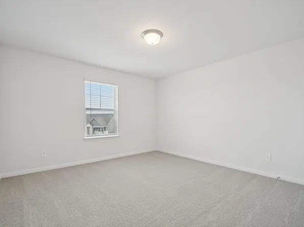 206 Coopers Hawk Crst, Cedar Creek, TX 78612
