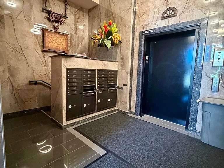 1028 Commonwealth Ave #U405 — Photo 11