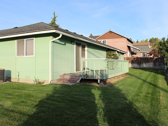 5th image of 604 12th Street