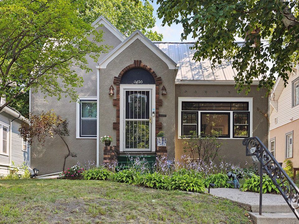 1st image of 3426 Irving Ave N