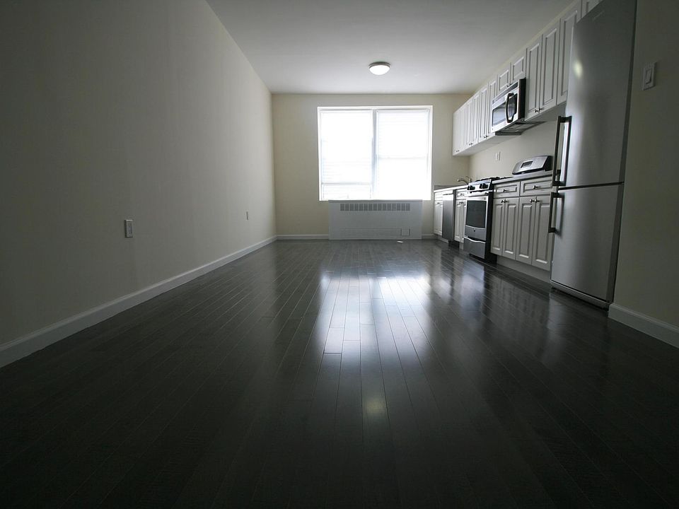 1st image of 170 E 19th St APT 2G