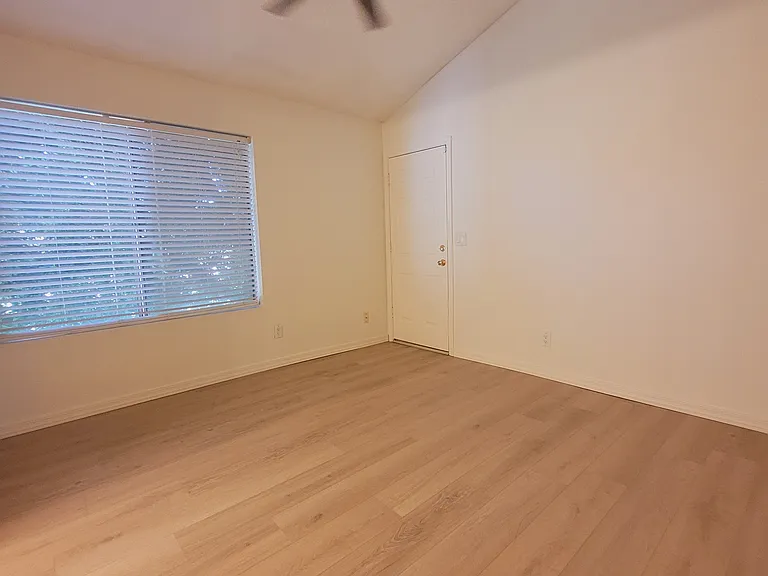 19601 N 7th St #1105 — Photo 15
