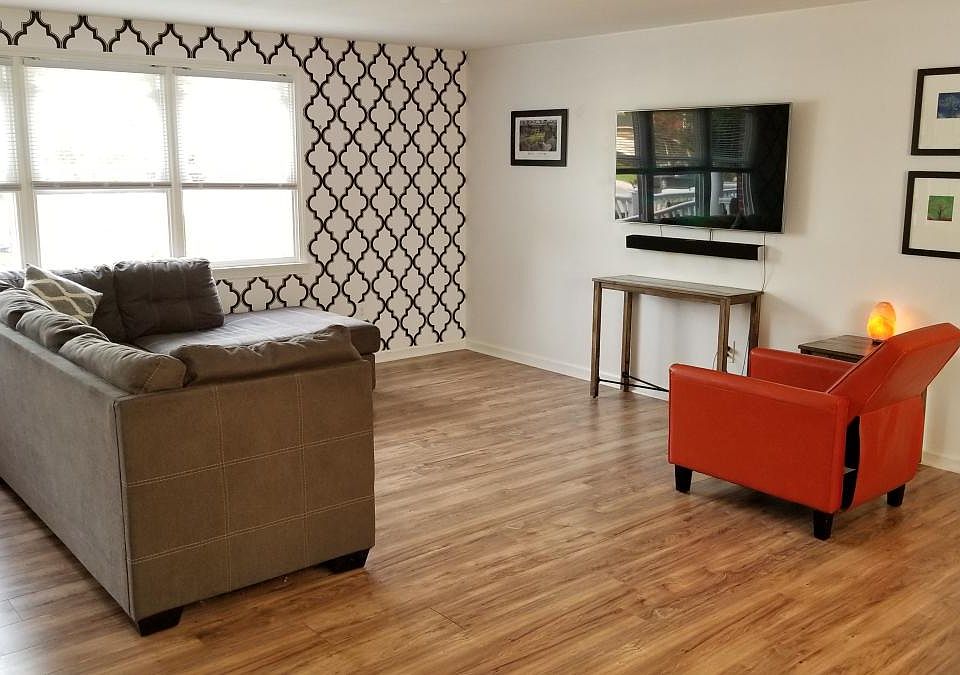 1st image of 50 Glendale Ter