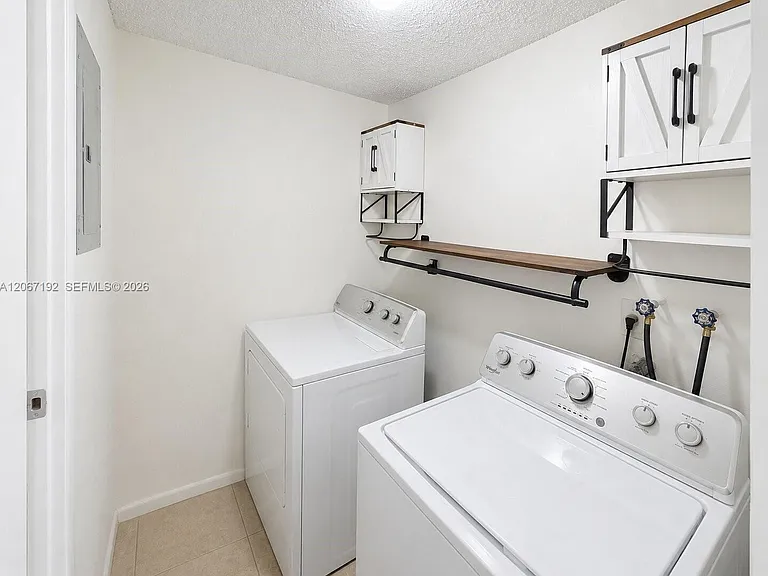 11263 SW 9th Ct — Photo 5