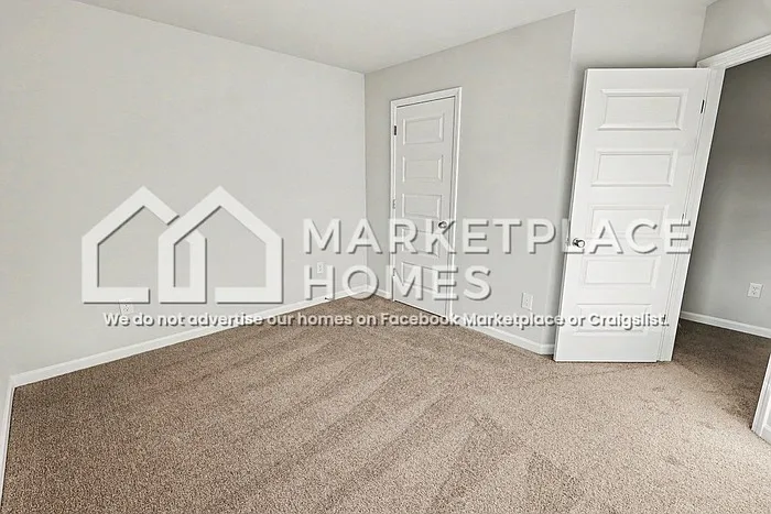 87 River Rock St — Photo 15
