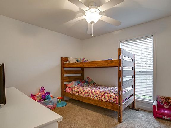 4th image of 88 Lexie Dr
