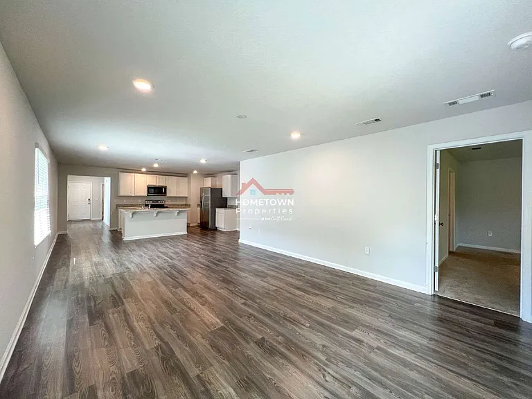 5257 Peach Dr — Photo 5