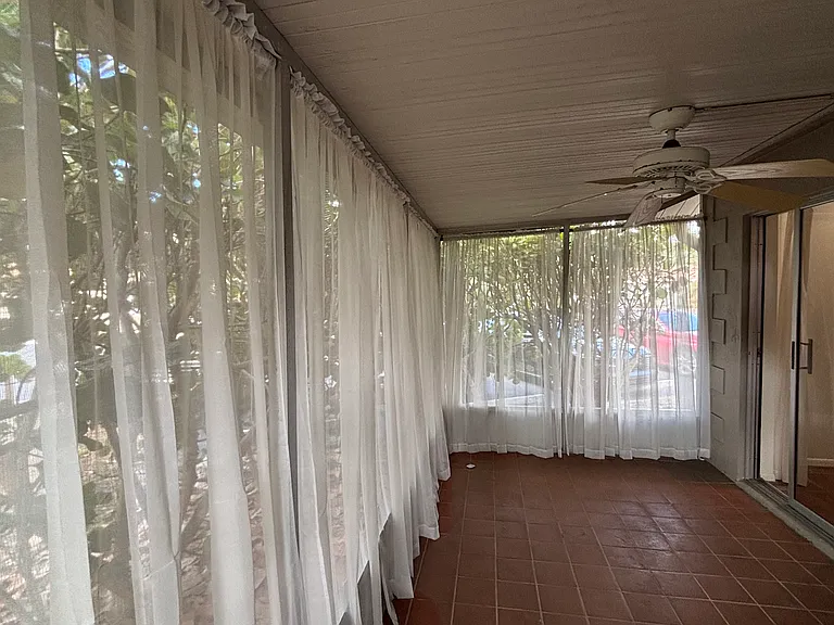 635 N Jefferson Ave #1 — Photo 4