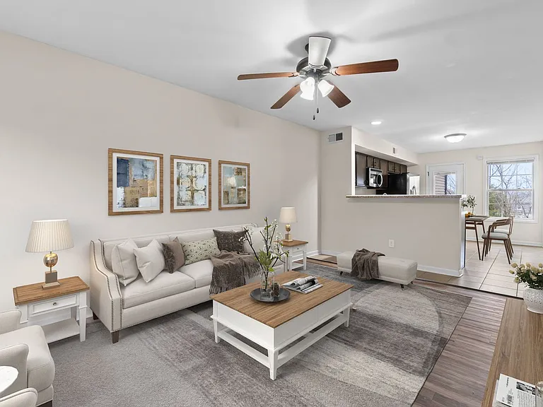 Sonoma Ridge Luxury Apartments — Photo 33