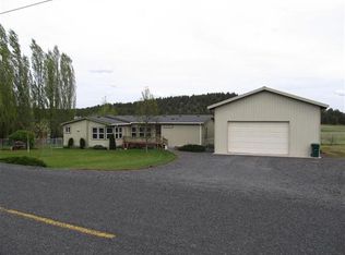 5105 Blue Mountain Dr, Klamath Falls, OR 97601