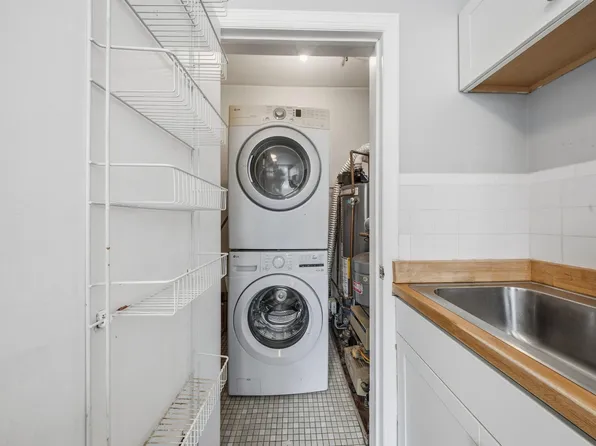 303 3rd Street image 11 of 14