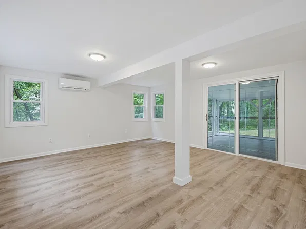 15 Yale Rd, Hopkinton, MA 01748